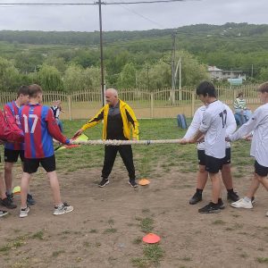 Demonstrații sportive ale elevilor din gimnaziu