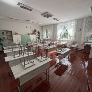 Pregătiți pentru un nou început! 🌸📚